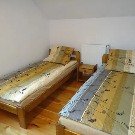 Gorska Oaza بيت للعطل